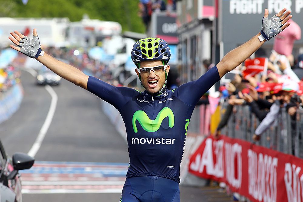 Be&ntilde;at Intxausti (Movistar) wins stage 8 at the Giro d'Italia