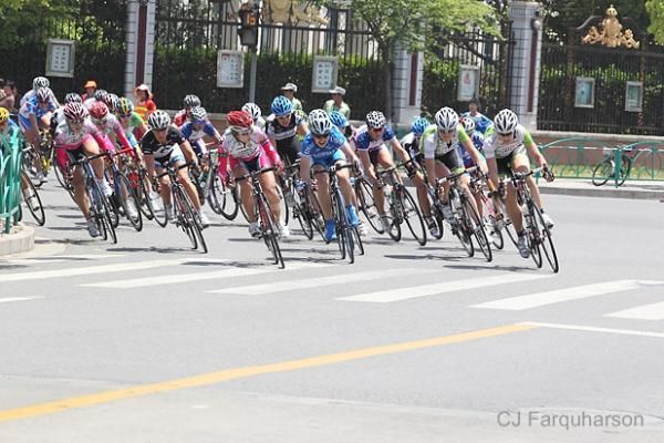 The wide roads allowed cornering several abreast.