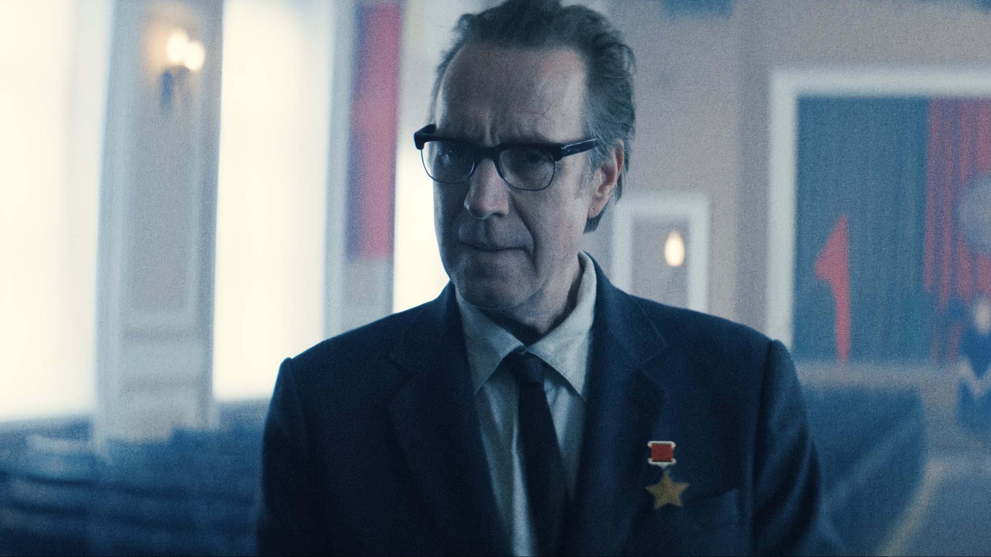 Rhys Ifans in Star City