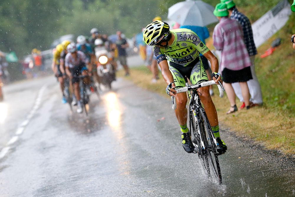Alberto Contador checks his gap after attacking on the final climb.