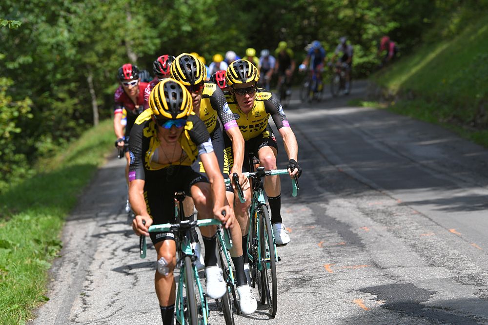 Jumbo-Visma lead up the climb Val Thorens stage 20 Tour de France
