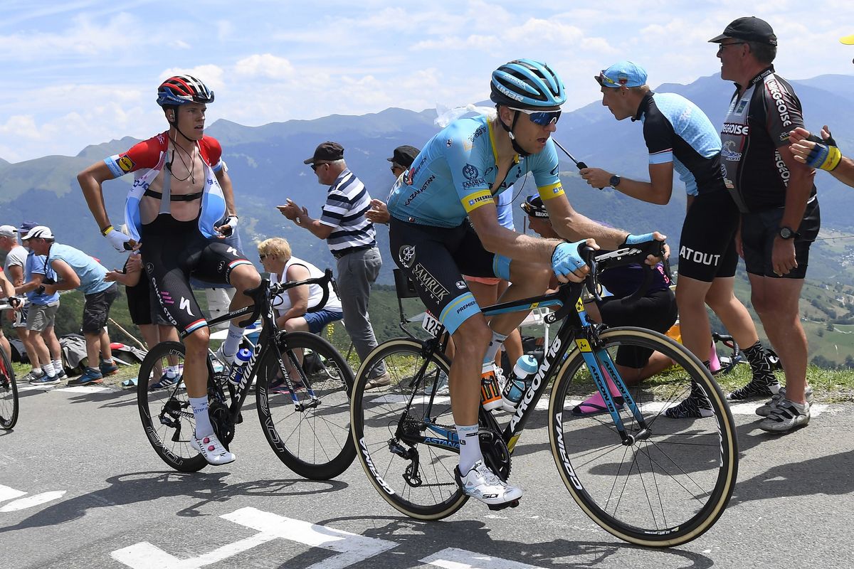 Tanel Kangert (Astana) in the breakaway with Bob Jungels (Quick-Step Floors)