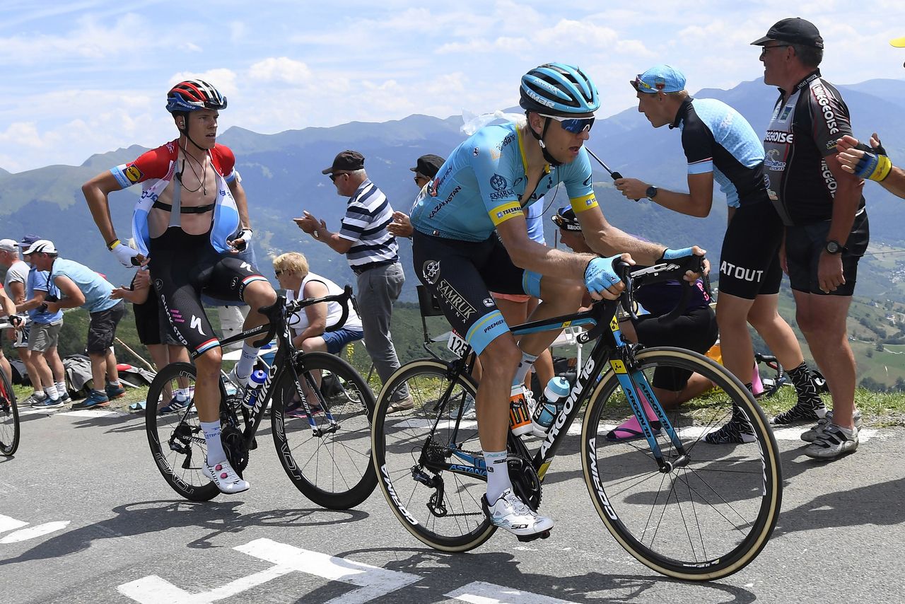 Tanel Kangert (Astana) in the breakaway with Bob Jungels (Quick-Step Floors)