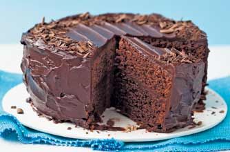 Glossy chocolate cake