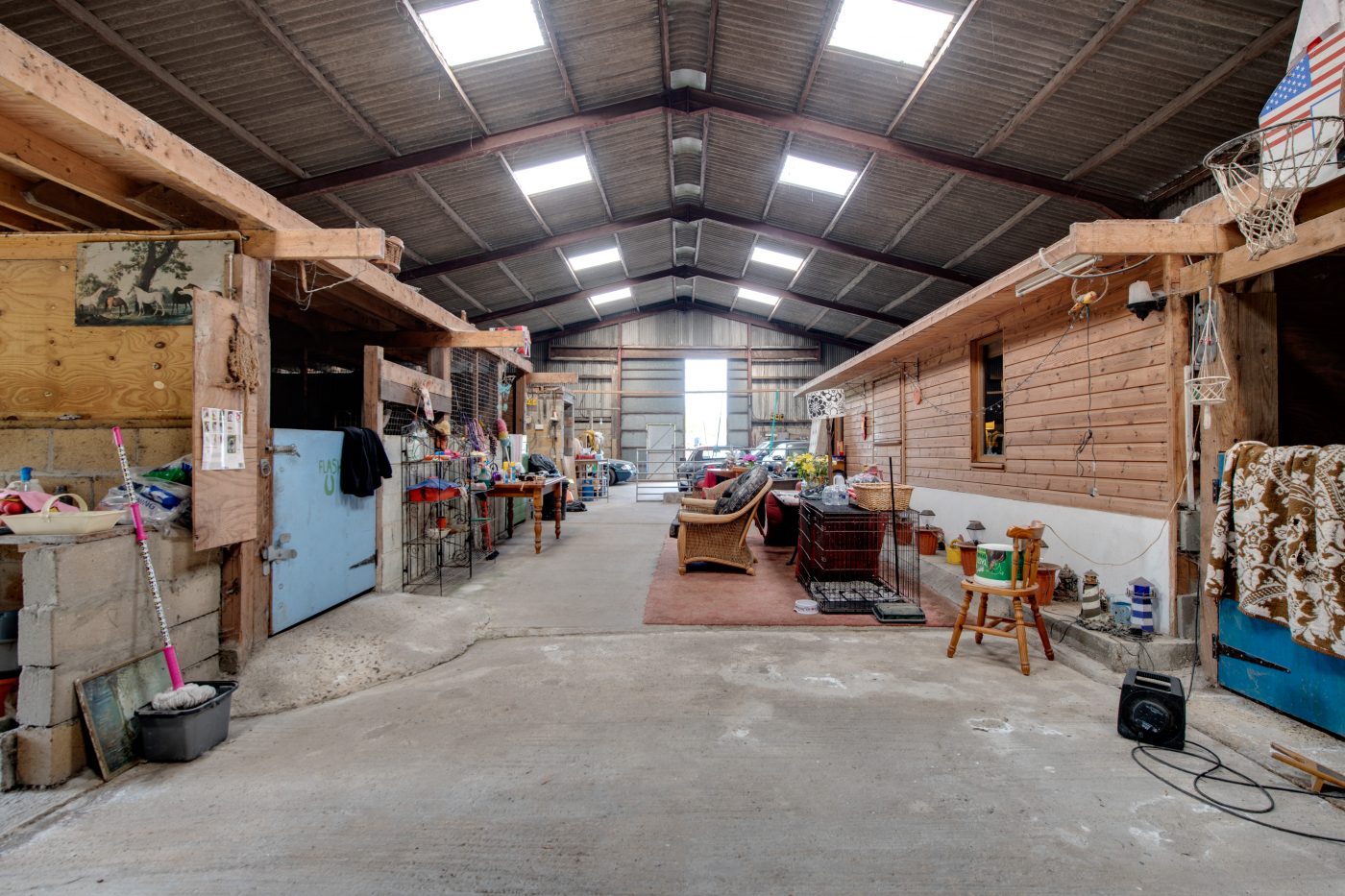 RiverView-Barn-5-e1558101152152.jpg