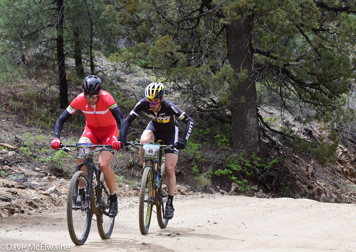 Christoph Sauser (Specialized) climbing with Derek Zandstra