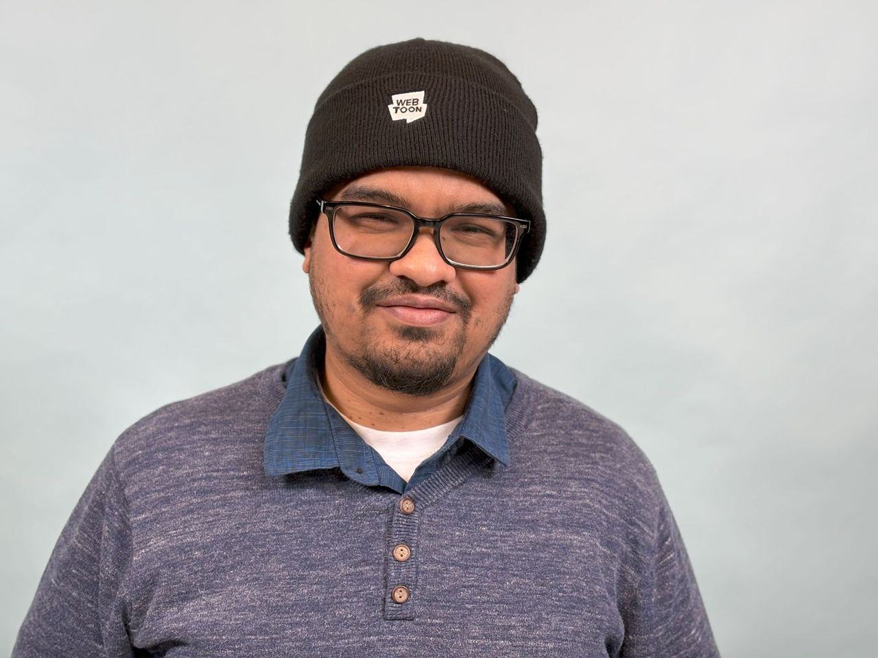 Apple iPhone 16 portrait sample.