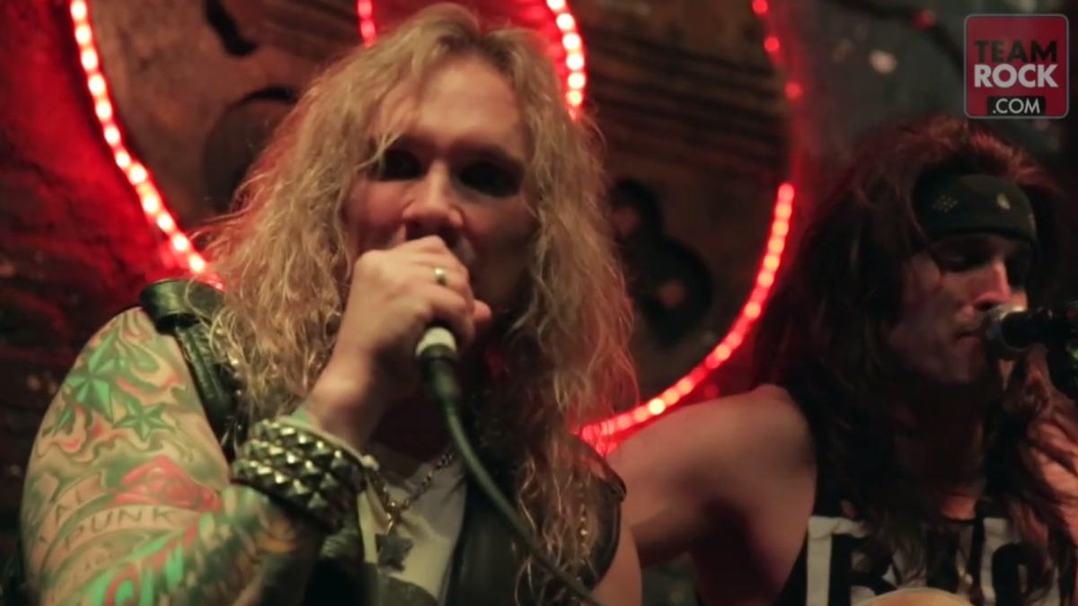 VIDEO Steel Panther Girl From Oklahoma acoustic Louder