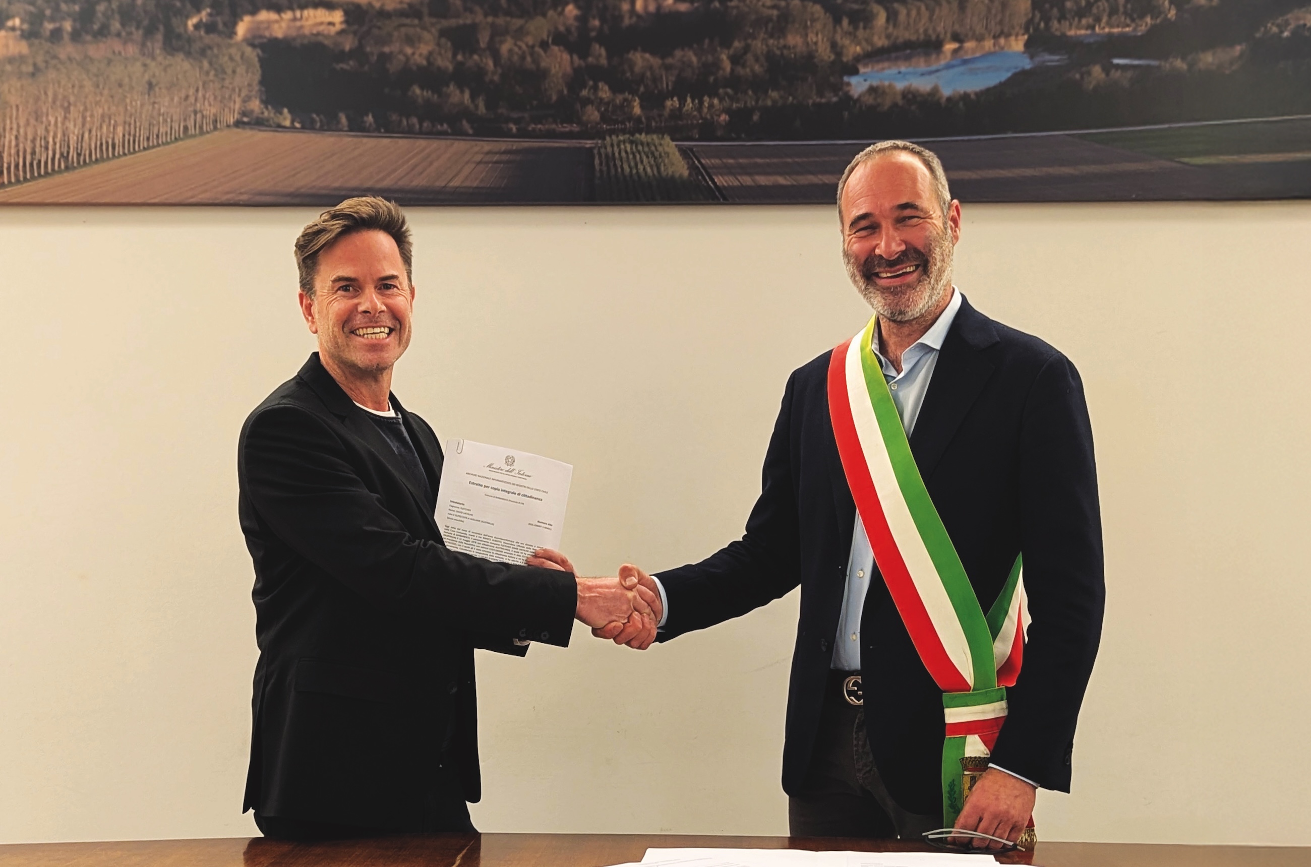David Fletcher Italian citizenship ceremony with vice-mayor of Barbaresco, Alberto Bianco