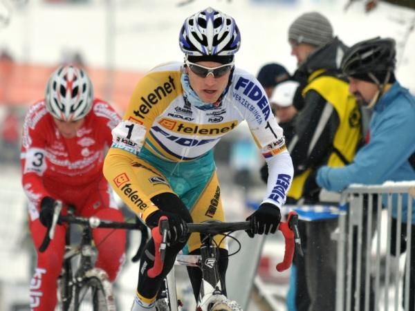 Zdenek Stybar on the attack in Tabor.