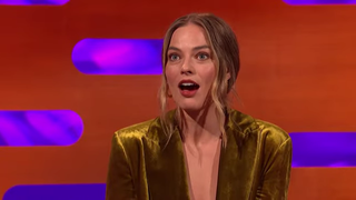 A picture of Margot Robbie appearing on the Graham Norton Show