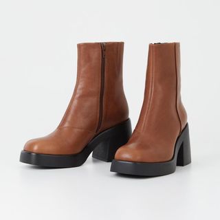 Vagabonds Platform boots