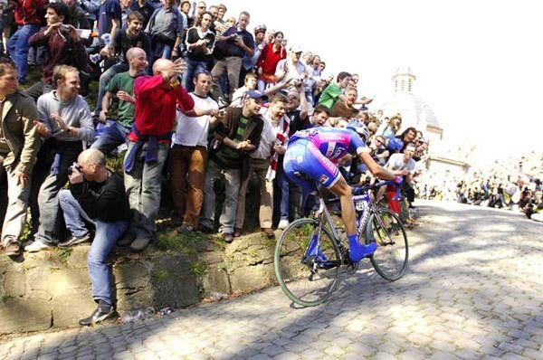 Ballan attacks the Kappelmuur