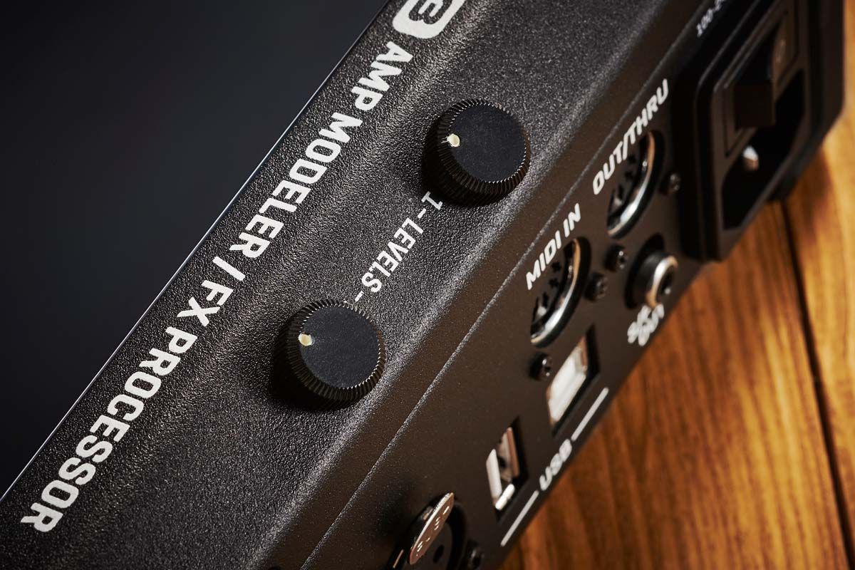 Fractal FM-3