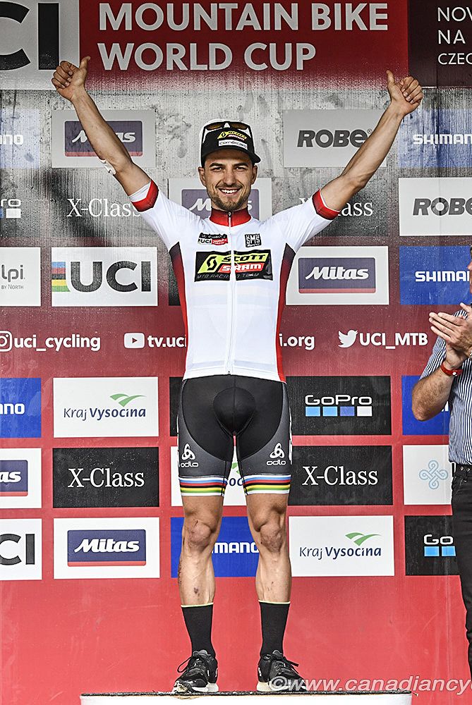 Nino Schurter takes over lead in World Cup