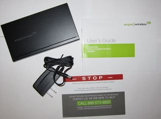 Amped Wireless G8SW Box Contents