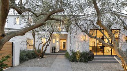 Justin Bieber's house, exterior shot of Justin Beiber and Hailey Baldwin's former Beverly Hills home