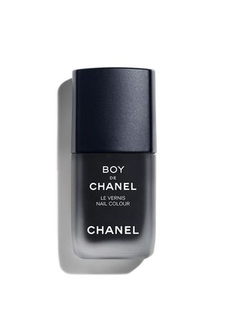 Product_vanilla_0000s_0023_Boy de Chanel Nail Colour in Black