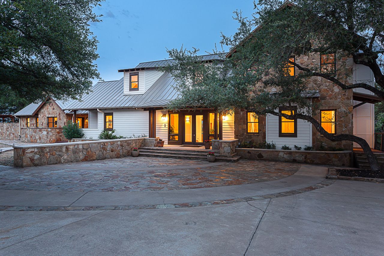A home for sale overlooking Lake Austin in Texas.