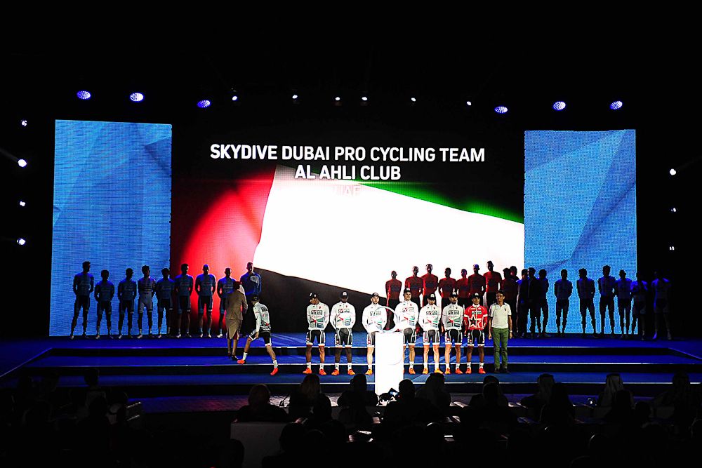 SkyDive Dubai presented at their home race.