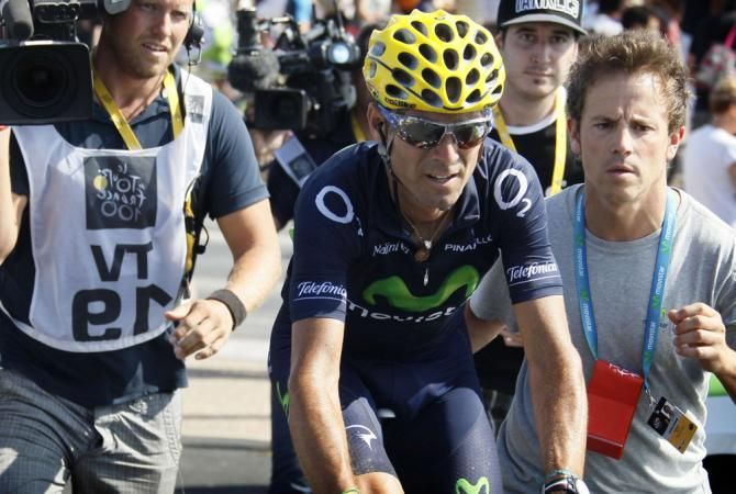 Everyone wants a word with Alejandro Valverde after the Spaniard conceded nearly 10 minutes on stage 13