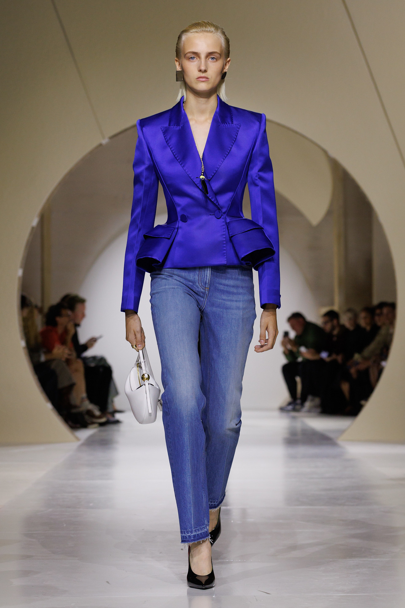 Cobalt blue on the S/S 27 runways