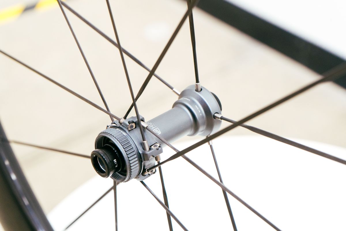Hunt Limitless 5AM Carbon Spoke