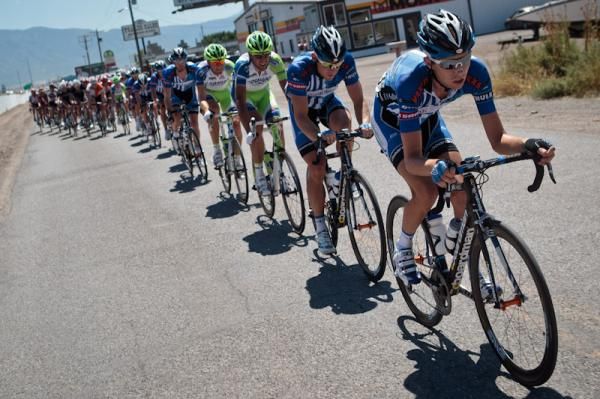 Max Jenkins (UnitedHealthcare) starts to bring the pace up as the finish gets closer.