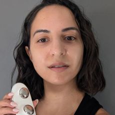 Jazzria Harris holding the Ziip Halo after using it