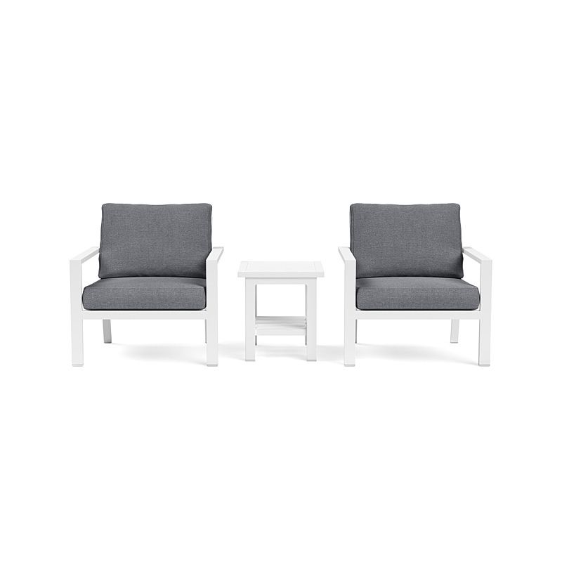 Luna Bistro Set at Yardbird, one of the best US outdoor furniture brands