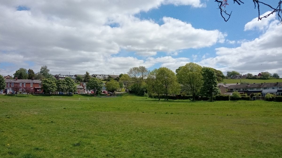 Moto E6s sample