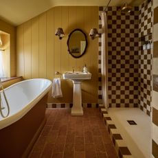 Ca' Pietra chequerboard bathroom