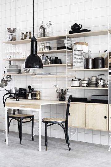 Scandinavian kitchen design – inviting cooking spaces with plenty of ...