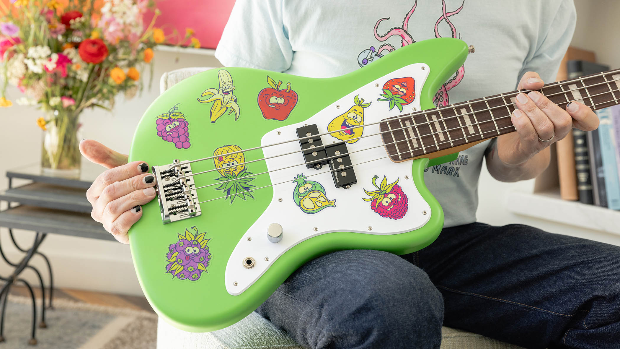 Fender Mark Hoppus Stoned Fruit Jaguar Bass
