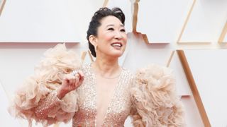 Sandra Oh mother of the bride hairstyle
