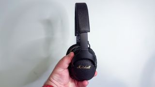 Marshall Monitor III in hand side view