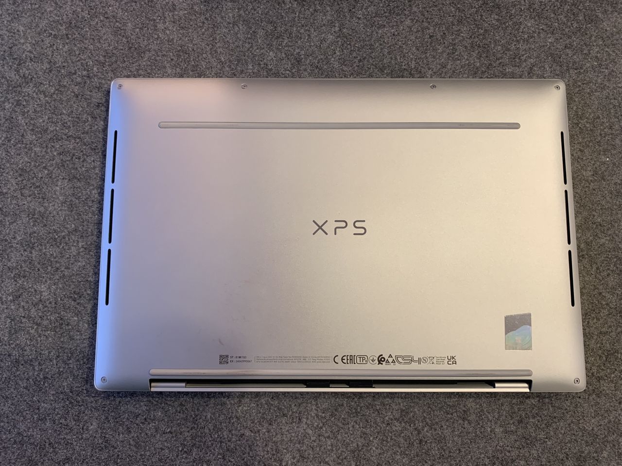 Dell XPS 13 Plus Ansicht des R&uuml;ckens/ der Unterseite