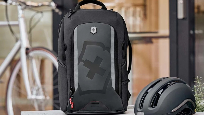 Victorinox Touring 2.0, Commuter