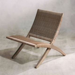 folding wicker outdoor armchair