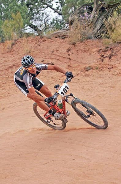 Mike Janelle on his way to a win