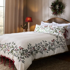 Natural 200TC Sateen Robins Christmas Duvet Cover And Pillowcase