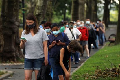 People line up for COVID-19 tests in New York