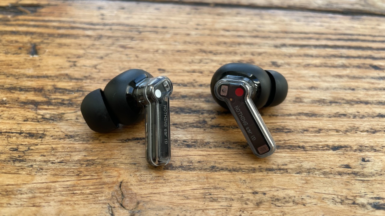 Nothing Ear (1) Earbuds One Side Not Working (Left/Right)