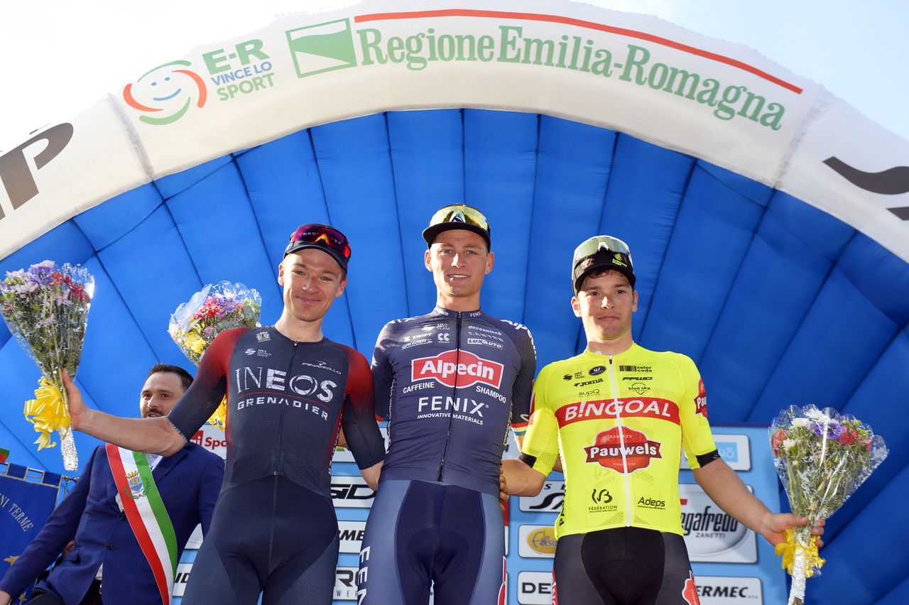 Settimana Internazionale Coppi e Bartali 2022 - 37th Edition - 4th stage Montecatini - Montecatini 158.7 km - 25/03/2022 - Ethan Hayter (GBR - INEOS Grenadiers) - Mathieu Van Der Poel (NED - Alpecin - Fenix) - Remy Mertz (BEL - Bingoal Pauwels Sauces WB) - photo Tommaso Pelagalli/SprintCyclingAgency&Acirc;&copy;2022