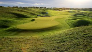 The ninth hole of L'Albatros at Le Golf National in France