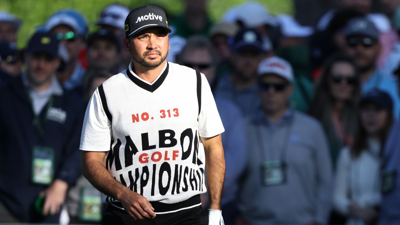 Jason Day walks down the fairway 