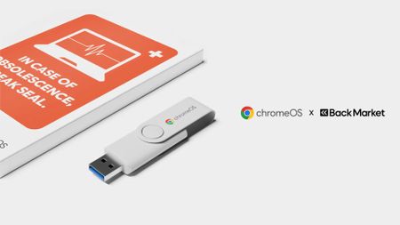 A photo of the packaging and USB drive for ChromeOS Flex next to the chromeOS and Back Market logo, on a white background.