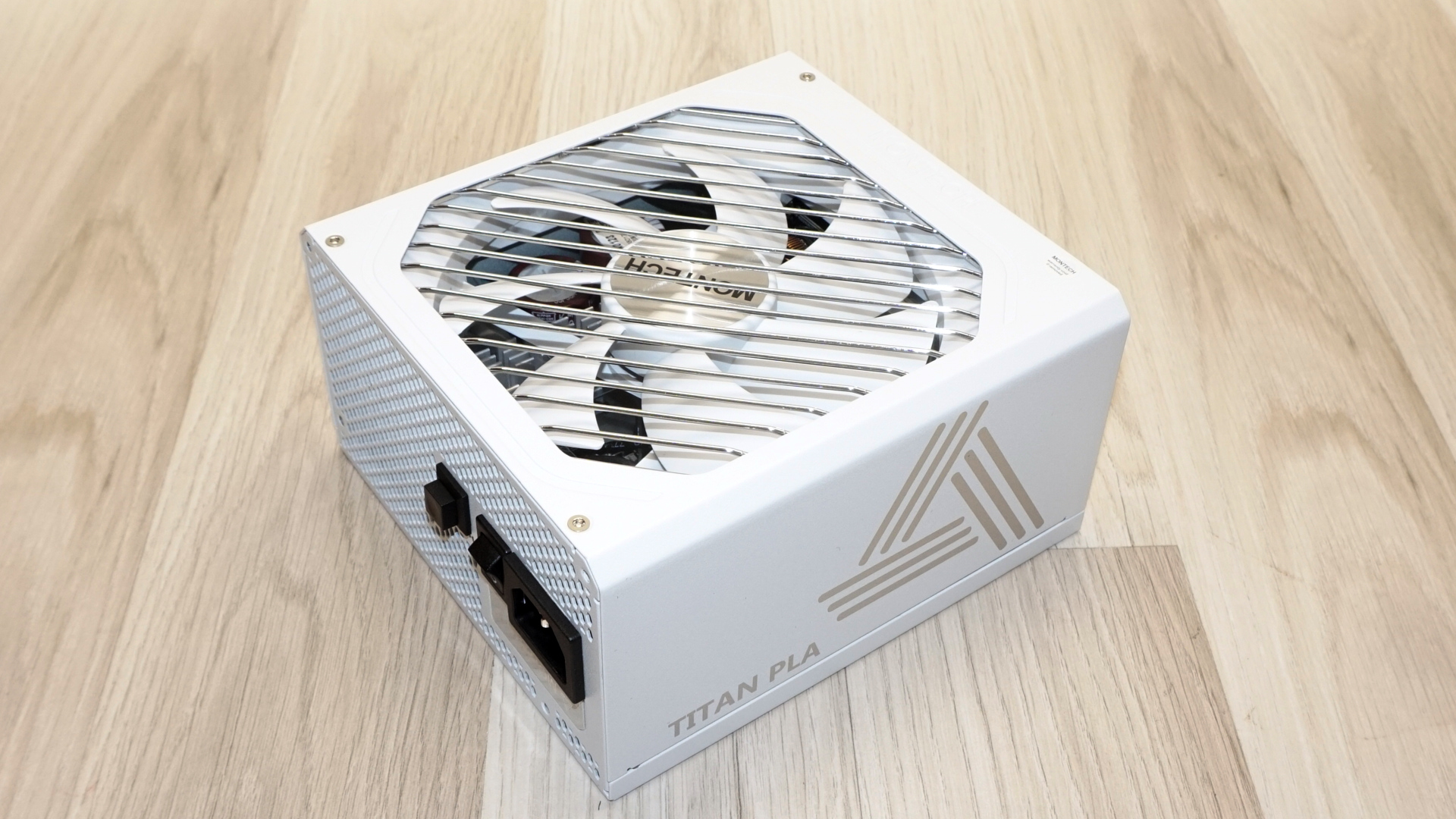 Montech Titan PLA 750W