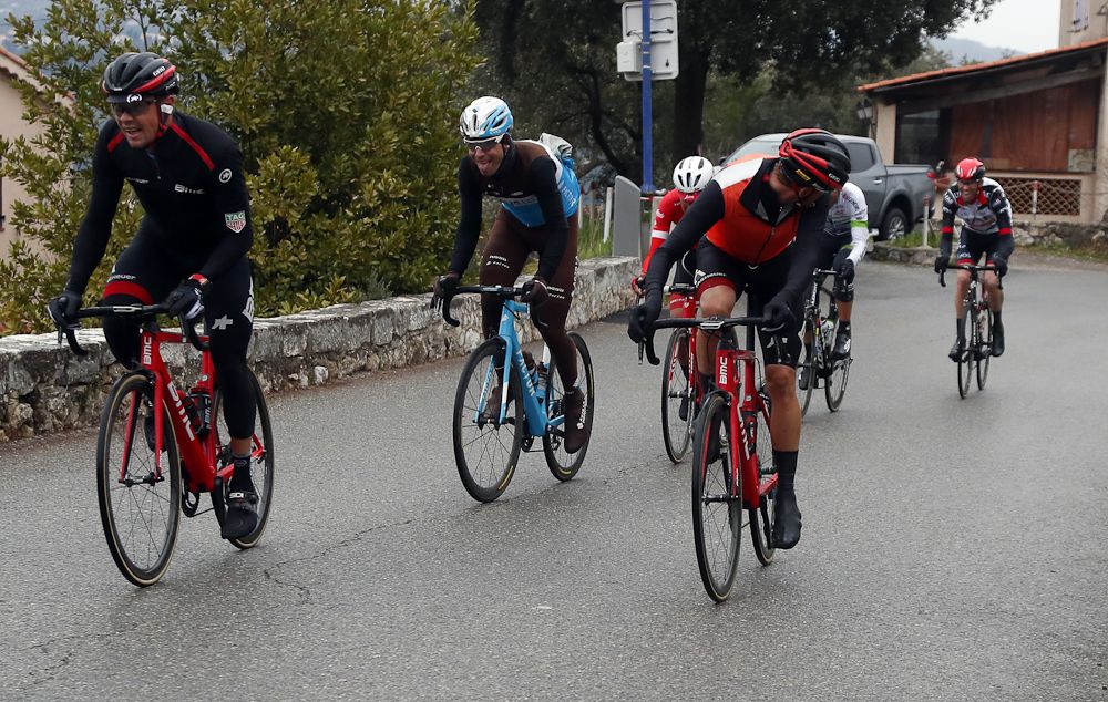 The leaders play cat and mouse on the final climb