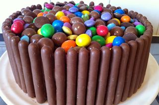 Chocolate fingers cake